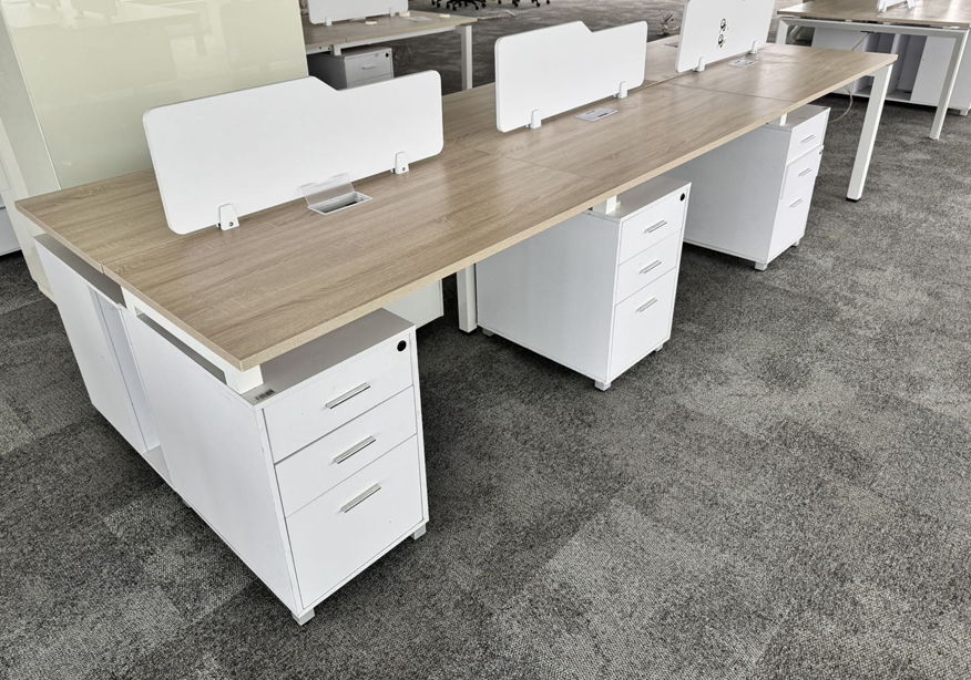 二手办公桌椅组合简约现代4/6人位卡座办公室电脑桌