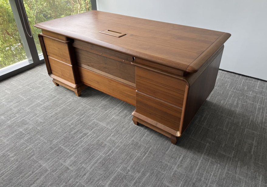 二手老板桌办公桌实木大班台总裁桌董事长办公室桌椅